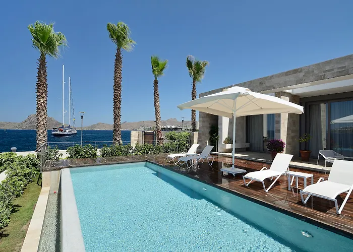 Yalikavak Marina Hotel 4*