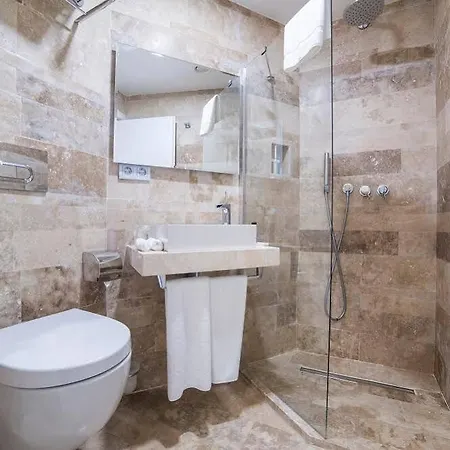 酒店 Yalikavak Marina 4*